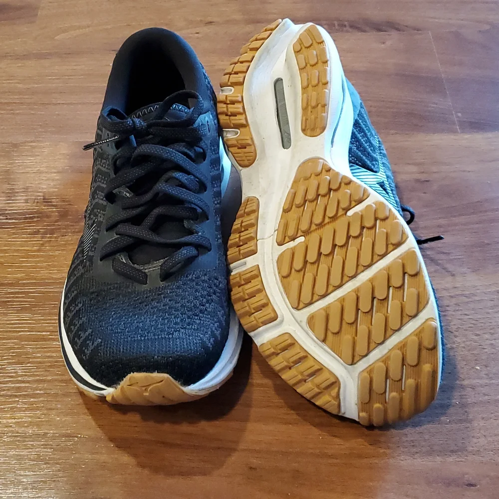 Mizuno Waverider 24 - Picture 3 of 4